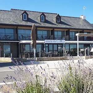 Du Port Bar Restaurant 2*, Sarzeau Frankreich